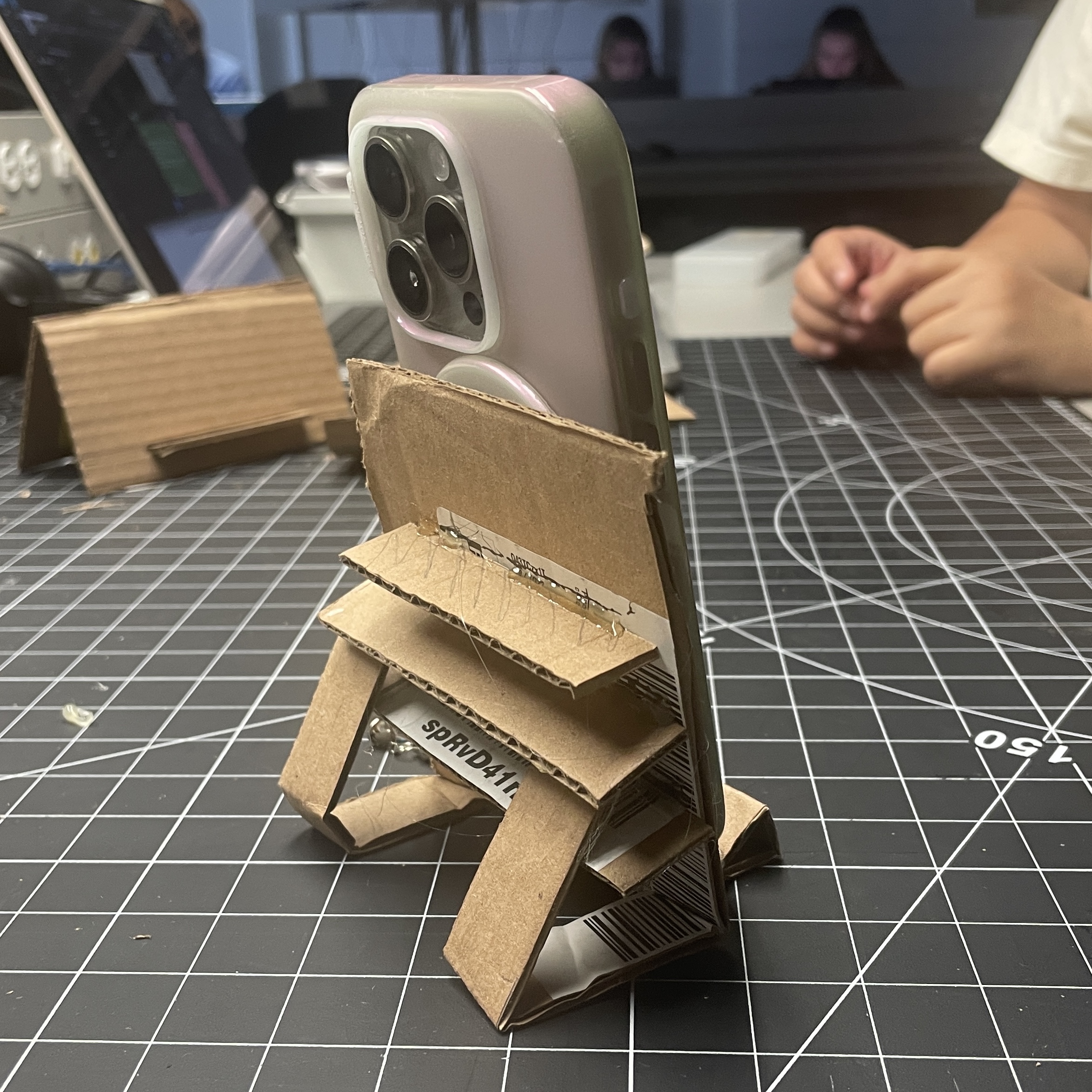 We analyzed the strengths and weaknesses of our prototype and made an iteration that accomodated its faults.